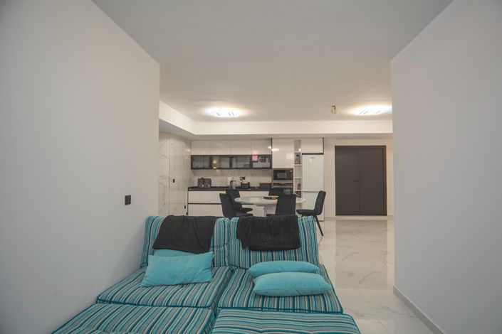 Image No.60-5 Bed Villa for sale