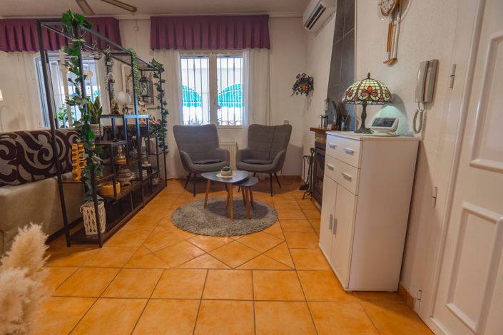 Image No.36-3 Bed Villa for sale