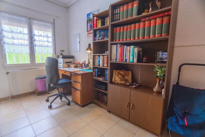 Image No.48-3 Bed Villa for sale