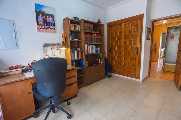 Image No.50-3 Bed Villa for sale