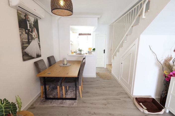 Image No.11-2 Bed Townhouse for sale