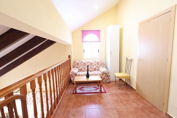 Image No.12-4 Bed Villa for sale