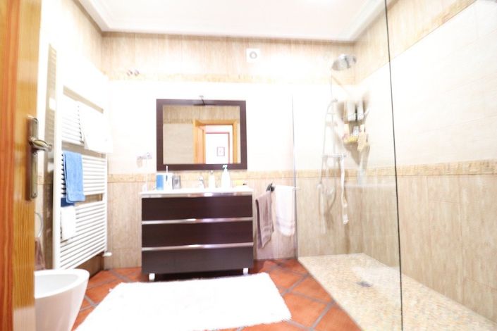 Image No.23-5 Bed Villa for sale