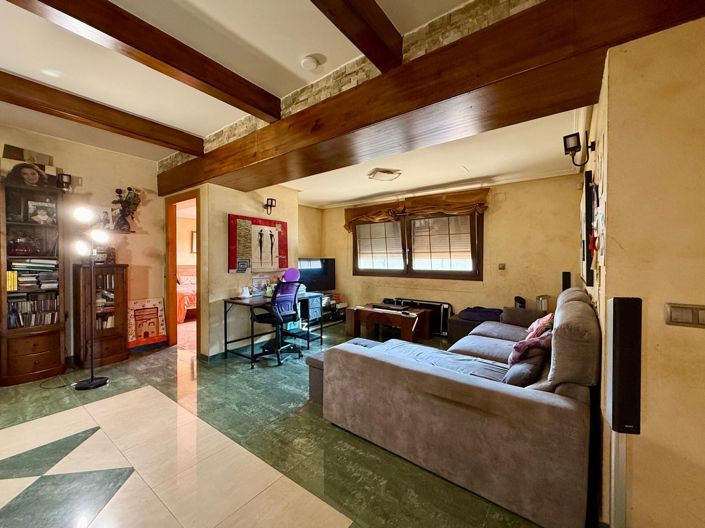 Image No.12-5 Bed Villa for sale