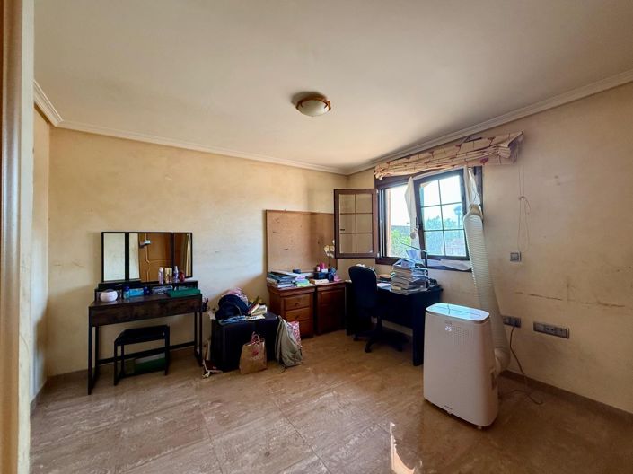 Image No.18-5 Bed Villa for sale