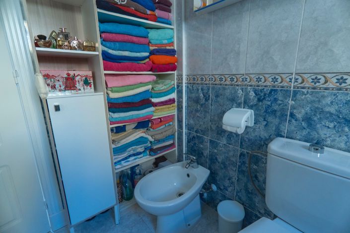 Image No.28-2 Bed Townhouse for sale