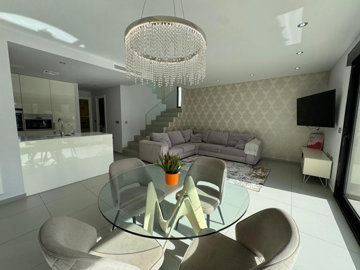 o1j8l9ljc4rqneaj1bcr2q5q152f