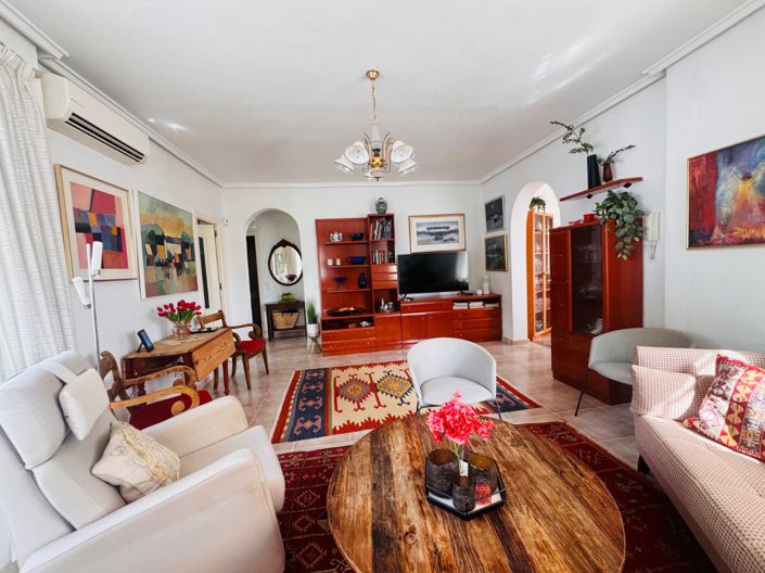 Image No.21-3 Bed Villa for sale