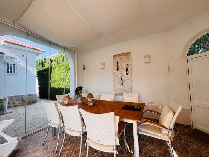 Image No.8-3 Bed Villa for sale