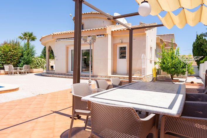 Image No.20-3 Bed Villa for sale