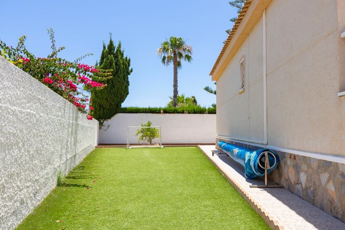 Image No.22-3 Bed Villa for sale