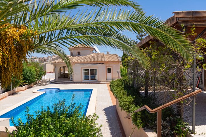 Image No.55-3 Bed Villa for sale