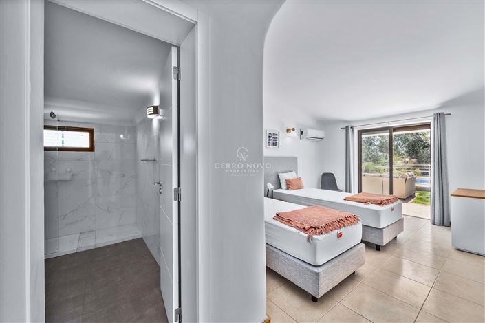 Image No.9-Villa de 4 chambres à vendre à Albufeira