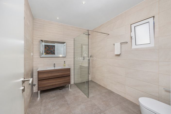 Image No.18-Villa de 7 chambres à vendre à Albufeira