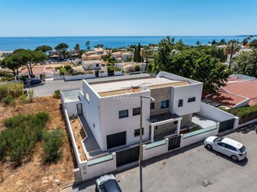 2419-264981-d4a7072701644bd18f6c9ffe77b802fa4