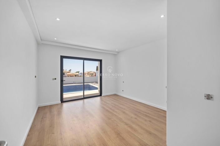 Image No.14-Villa de 5 chambres à vendre à Gale