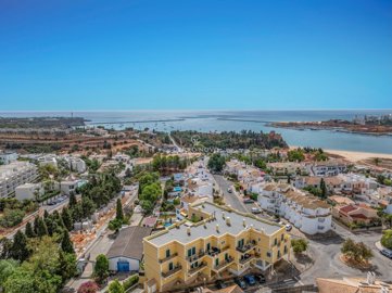 2419-338746-d4a7072701644bd18f6c9ffe77b802fa4