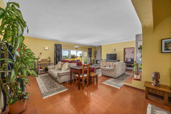 Image No.10-Villa de 6 chambres à vendre à Guia