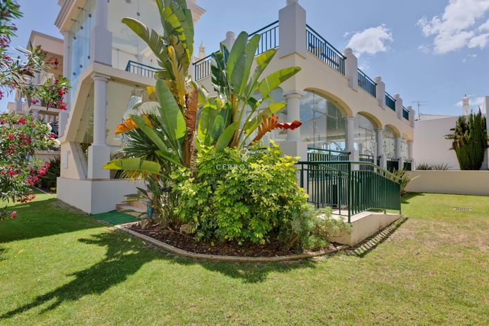 Image No.23-3 Bed Apartment for sale