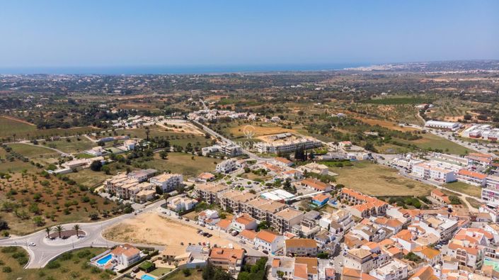 Image No.27-3 Bed Apartment for sale