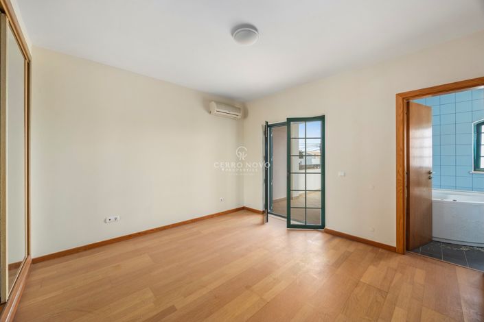 Image No.17-Maison de ville de 4 chambres à vendre à Ferreiras