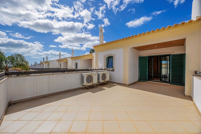 Image No.19-Maison de ville de 4 chambres à vendre à Ferreiras