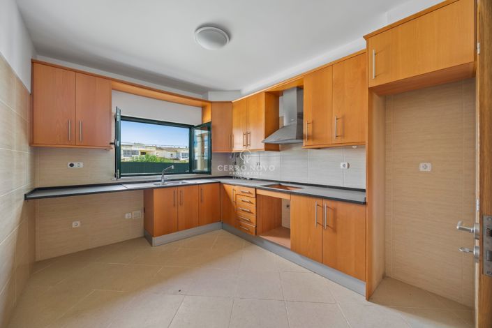 Image No.4-Maison de ville de 4 chambres à vendre à Ferreiras