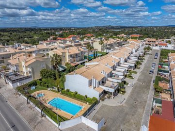 2419-152760-d4a7072701644bd18f6c9ffe77b802fa4