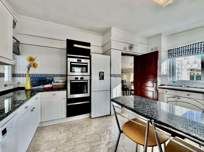 Image No.12-Villa de 4 chambres à vendre à Albufeira