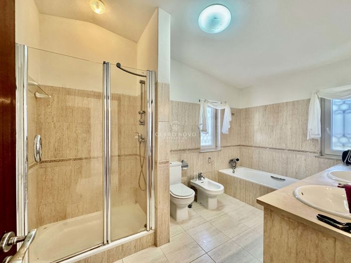 Image No.21-Villa de 4 chambres à vendre à Albufeira