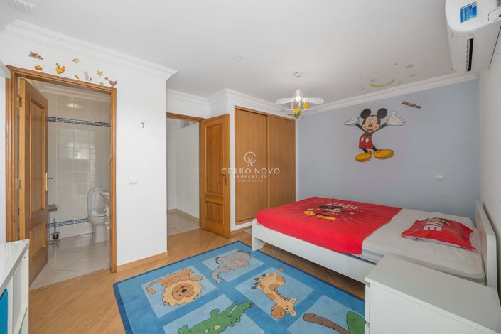 Image No.18-2 Bed Villa for sale