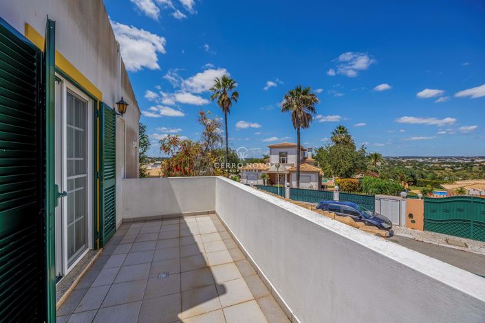 Image No.19-2 Bed Villa for sale