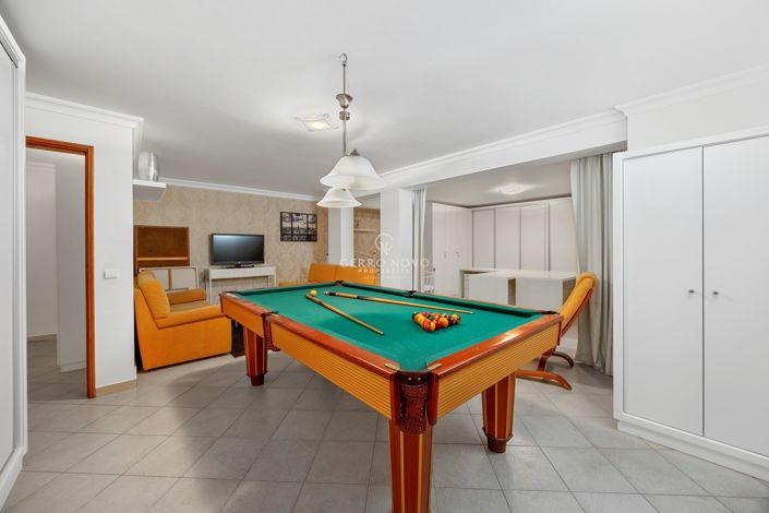 Image No.25-2 Bed Villa for sale