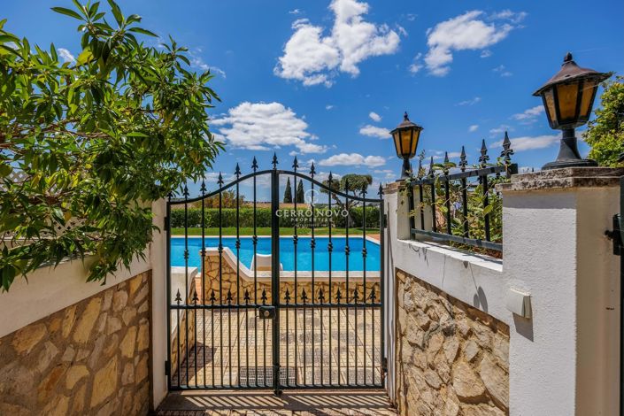 Image No.30-2 Bed Villa for sale