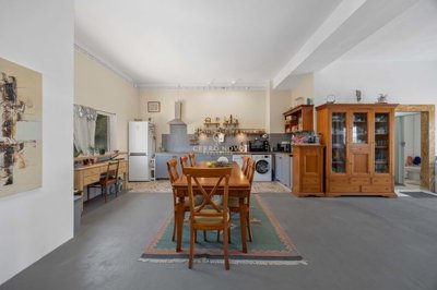 2419-351130-d4a7072701644bd18f6c9ffe77b802fa4