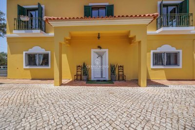 2419-351130-d4a7072701644bd18f6c9ffe77b802fa4