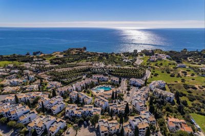 2419-352284-d4a7072701644bd18f6c9ffe77b802fa4