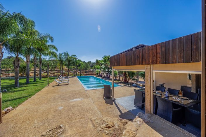 Image No.30-5 Bed Villa for sale