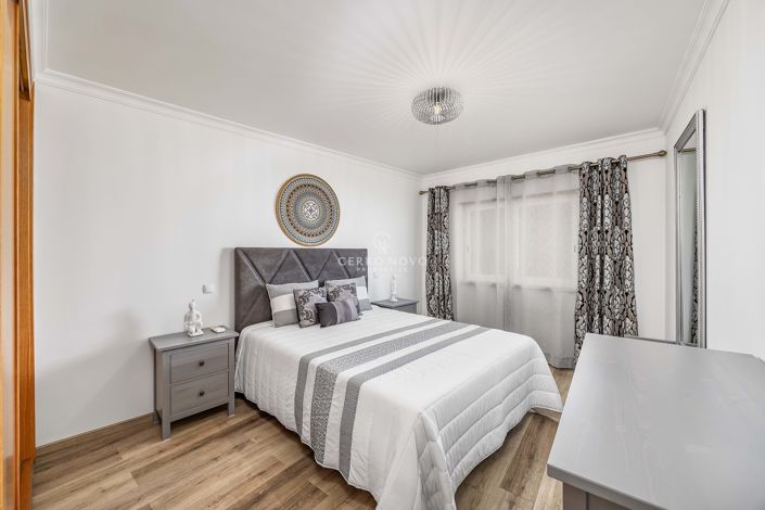 Image No.13-2 Bed Apartment for sale