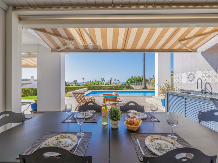 Image No.10-4 Bed Villa for sale