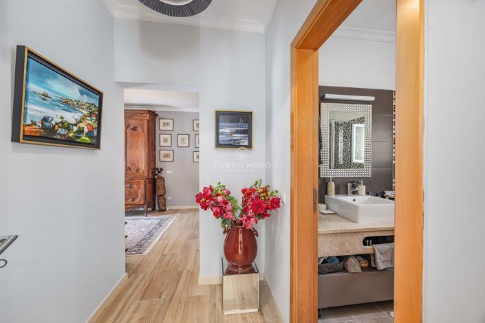 Image No.40-4 Bed Villa for sale