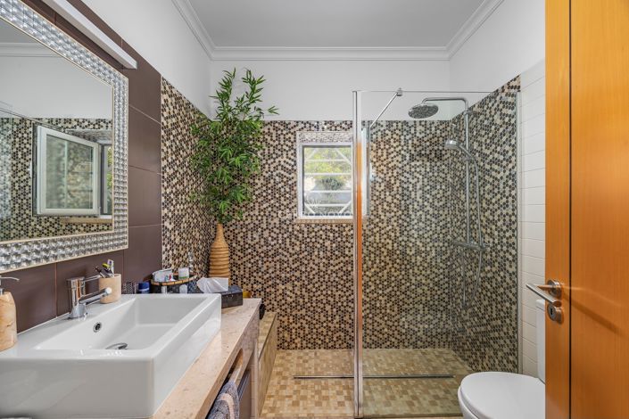 Image No.41-4 Bed Villa for sale