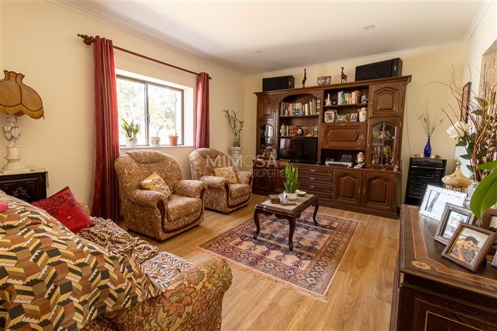 Image No.13-3 Bed Farmhouse for sale