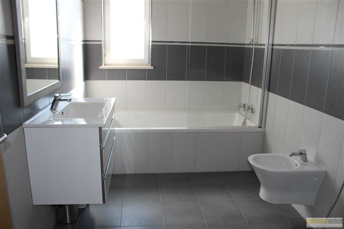 Image No.13-Maison de 4 chambres à vendre à Lagos