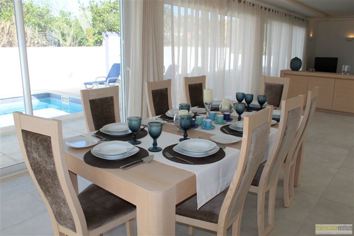 Image No.6-Maison de 4 chambres à vendre à Lagos