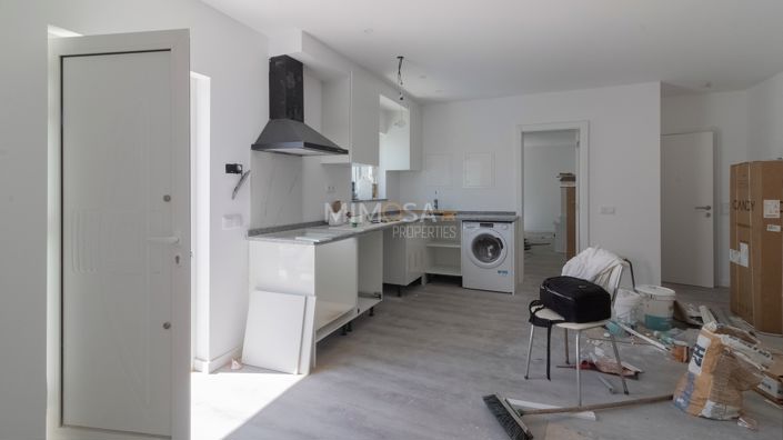 Image No.13-2 Bed Flat for sale