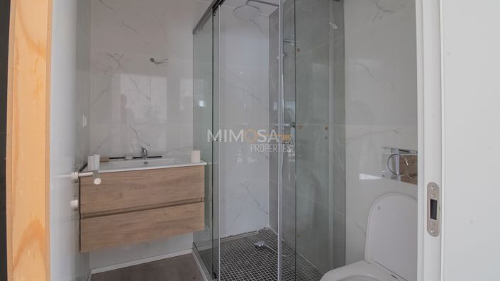 Image No.17-2 Bed Flat for sale