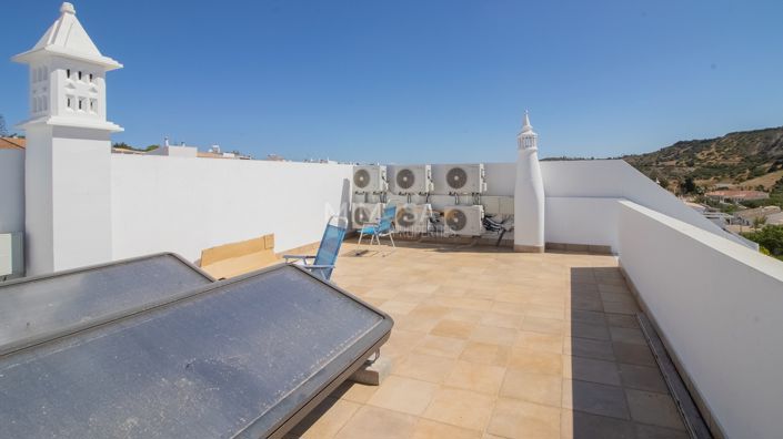 Image No.19-2 Bed Flat for sale