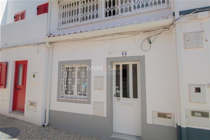 Image No.11-Propriété de 2 chambres à vendre à Lagos