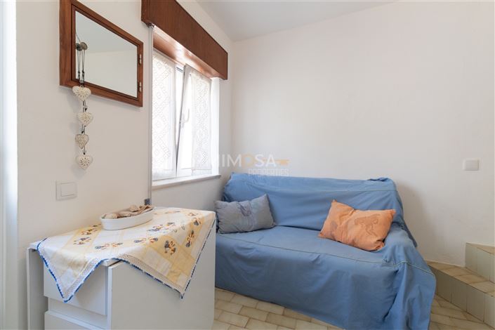 Image No.4-Propriété de 2 chambres à vendre à Lagos